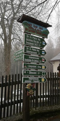 Hinterhermsdorf - Fluss Kirnitzsch mit Kahnfahrt Grenzwanderung