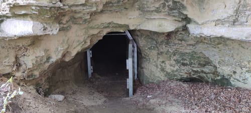 Zu den Heidenhöhlen und über Burgtal