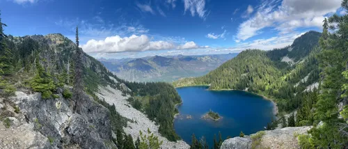 山/Mountain LEB ベータ 1129637_gm.webp