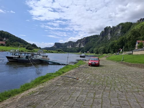 Mittelalter-Tour zur Felsenburg Neurathen und den Schwedenlöchern [CLOSED]