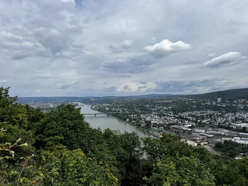 Zum Kühkopf und dem Hasenberg