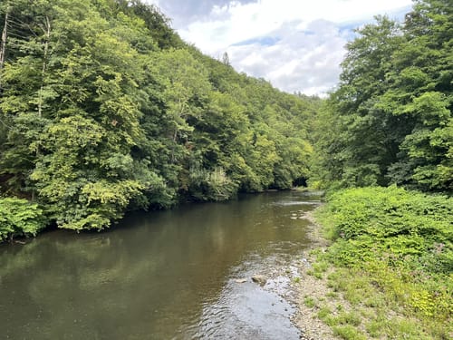 Von Schloss Burg entlang der Wupper