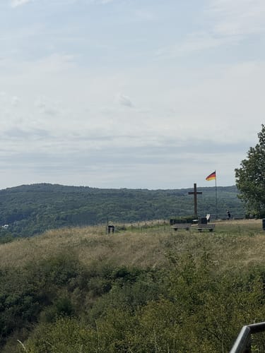 Von Kasbach über die Erpeler Ley