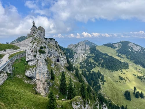 Wandern vom Wendelstein aus - Geo-Park Weg zur Mitteralm