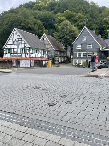 Müngsten: Links und rechts der Wupper