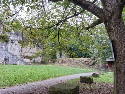 Zur Einhornhöhle und Burgruine Scharzfeld