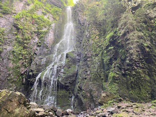 Burgbachwasserfall und Burgbachfelsen