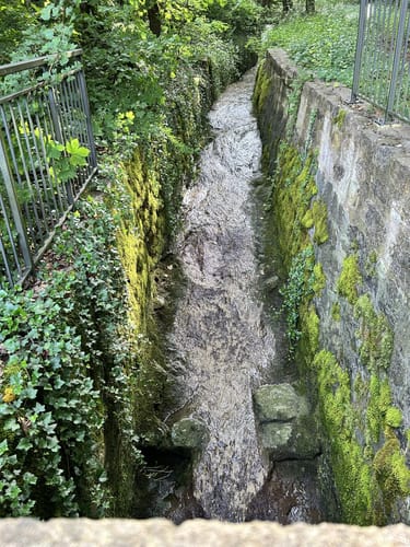 Rothenburg ob der Tauber: Alte Stadtmauer mit Wehrgang Runde