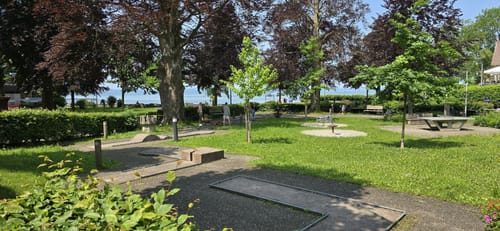 Vom Neuen Schloss über Laimnau und Oberdorf