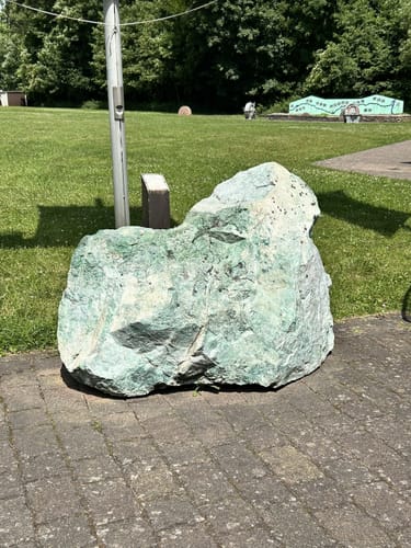 Von der Edelsteinmine durch das Idarbachtal