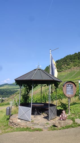 Von Mesenich zum Eisernen Kreuz