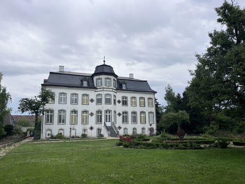 Durchs Wurmtal zum Schloss Zweibrüggen