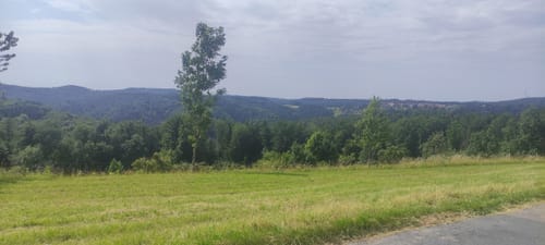 Am Dentelbach zum Hohlen Stein