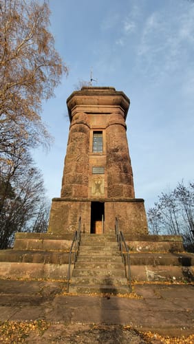 Zur Burg Nanstein