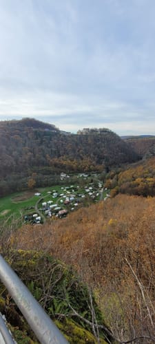 Simmertal, Felsengarten und Schloß Dhaun