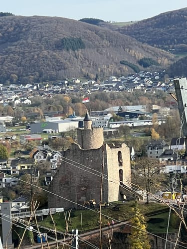 Vom Warsberg zum Saarufer