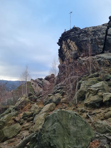 Teufelsmauer zum Hamburger Wappen