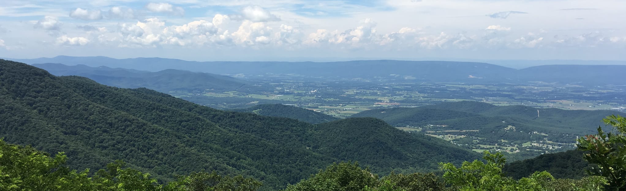 Appalachian Trail Shenandoah National - EyJidWNrZXQiOiJhc3NldHMuYWxsdHJhaWxzLmNvbSIsImtleSI6InVwbG9hZHMvcGhvdG8vaW1hZ2UvMTE3Mzg4ODkvN2Q5YjMwY2VkNTQ4YWU0NzlkMTM3NmQwZmZlZDg1MjIuanBnIiwiZWRpdHMiOnsidG9Gb3JtYXQiOiJqcGVnIiwicmVzaXplIjp7IndpZHRoIjoyMDQ0LCJoZWlnaHQiOjYyNCwiZml0IjoiY292ZXIifSwicm90YXRlIjpudWxsLCJqcGVnIjp7InRyZWxsaXNRdWFudGlzYXRpb24iOnRydWUsIm92ZXJzaG9vdERlcmluZ2luZyI6dHJ1ZSwib3B0aW1pc2VTY2FucyI6dHJ1ZSwicXVhbnRpc2F0aW9uVGFibGUiOjN9fX0=