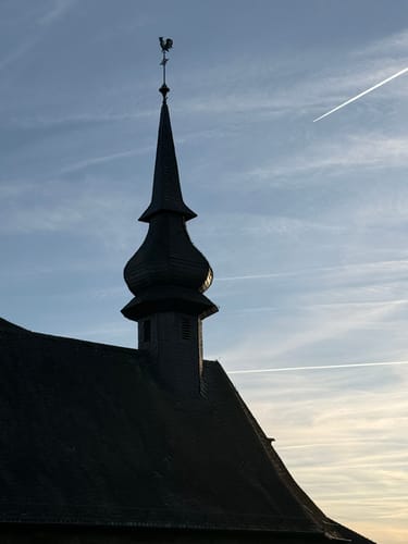 Von der Sankt Sebastians Kirche auf den Leienberg