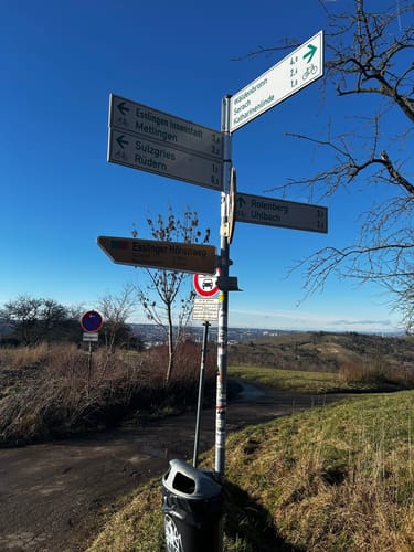 Von Obertürkheim über die Weinberge