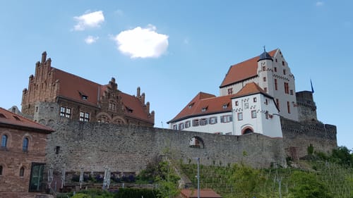 Zum Hahnenkamm in den Spessart