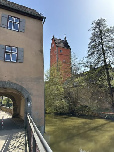 Um die Dinkelsbühler Stadtmauer