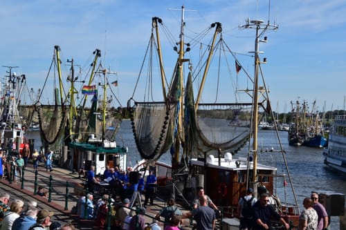 Von Greetsiel zum Leuchtturm Pilsum
