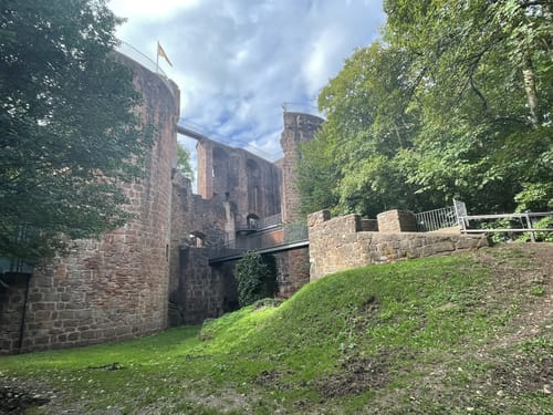 Mettlach - Burg Montclair