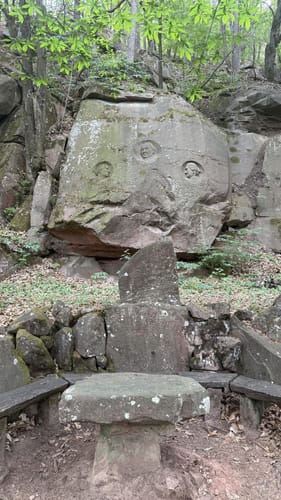 Gipfelrunde vom Hochberg zum Kalmit