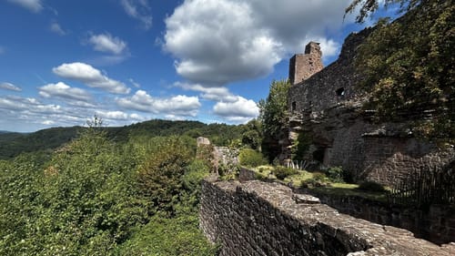 Von Eschbach zur Madenburg