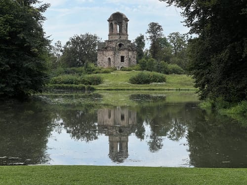 Durch den Schwetzinger Schloßpark