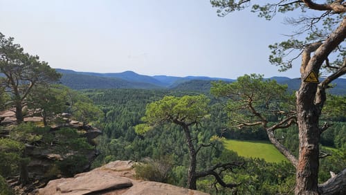 Zum Drachenfels und Heidenberg