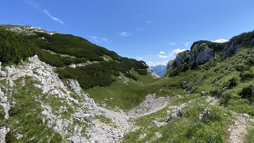 Stöhrhaus und Berchtesgadener Hochthron über die Albachklamm