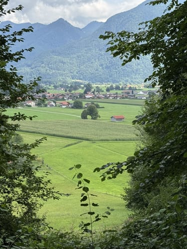 Über die Zeppelinhöhe zur Rachlalm und Hefteralm