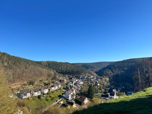 Wanderung zu den Burgruinen Neidenfels, Drachenfels und Lichtenstein