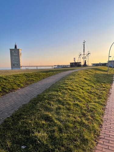 Cuxhaven - Sahlenburg - Kugelbake