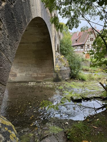 Rothenburg ob der Tauber: Alte Stadtmauer mit Wehrgang Runde