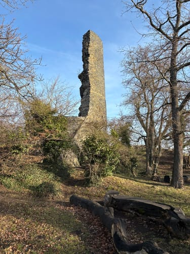 Rund um die Tomburg