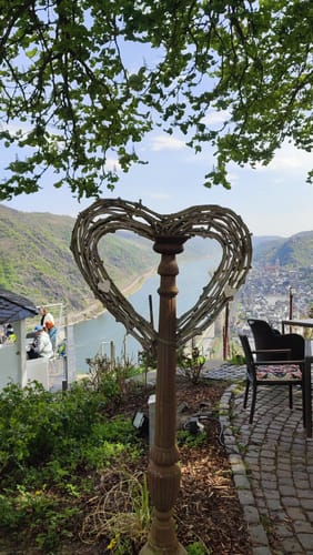 Rund um Urbar am Rhein entlang