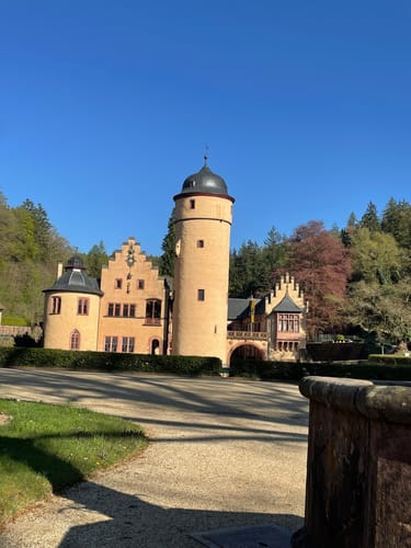 Vom Gasthof Zum Spessart zum Wasserschloss Mespelbrunn