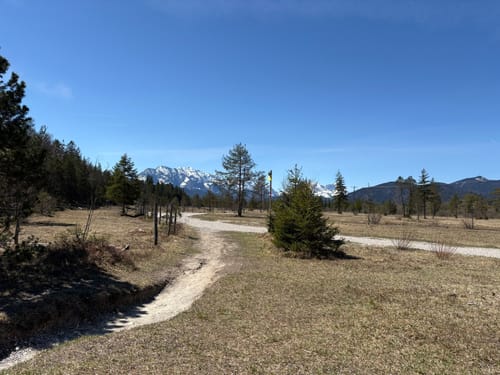 Auhütte – Blick auf die Wettersteinwand Runde von Wallgau