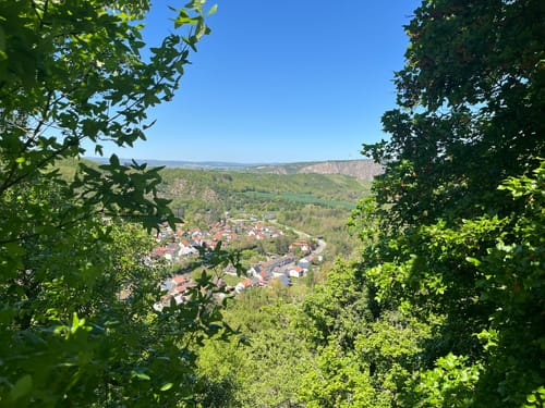 Schäferplagen, Schlossberg und Altenbaumburg