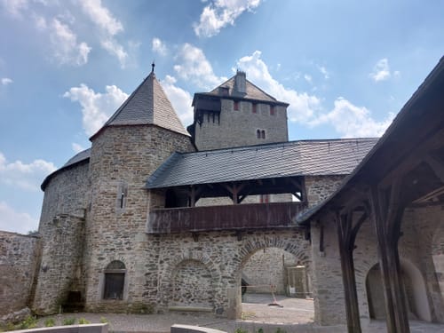 Schloss Burg - Wupper Rundweg