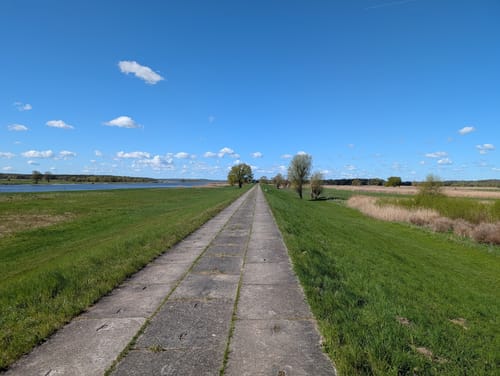 Weg der Auenblicke