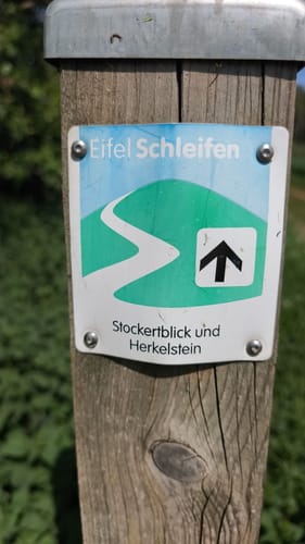 Nordeifel: Stockertblick und Herkelstein