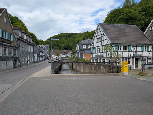Müngsten: Links und rechts der Wupper