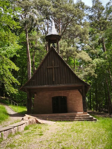 Ebersbach und Hohe Wart ab Leidersbach