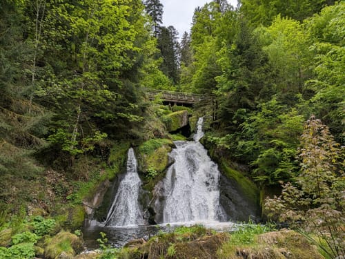 Wasserfälle - Hochseilgarten - Bergsee