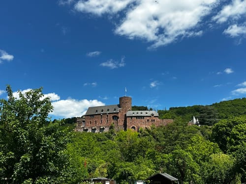 Um das Staubecken in Heimbach