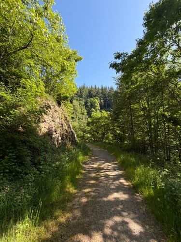 Wolftristkopf und Erdmannshöhle